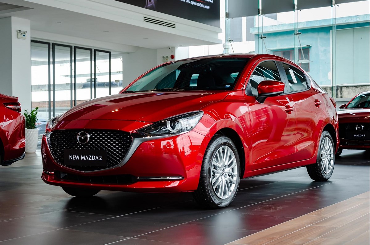 3 MẪU XE MAZDA DƯỚI 600 TRIỆU ĐỒNG PHÙ HỢP CHO NGƯỜI LẦN ĐẦU MUA XE | Mazda Láng Hạ 3 Mẫu Xe Mazda Dưới 600 Triệu Đồng Phù Hợp Cho Người Lần Đầu Mua Xe | Mazda Láng Hạ